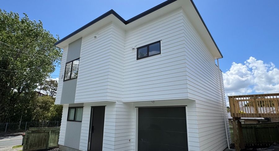  at 6C Millbrook Road, Henderson, Waitakere City, Auckland