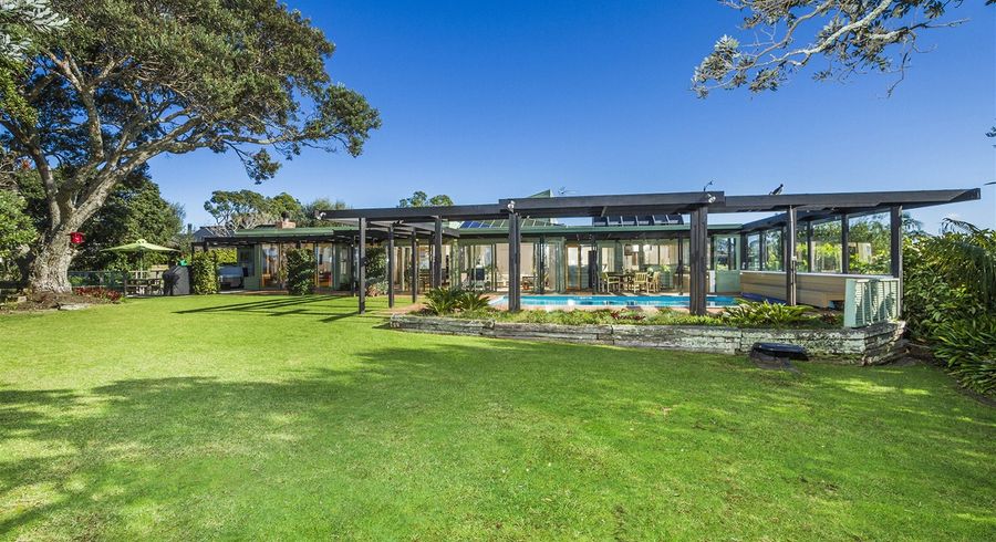  at 275 Beach Road, Campbells Bay, Auckland