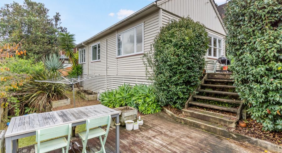  at 23C Hendry Avenue, Hillsborough, Auckland