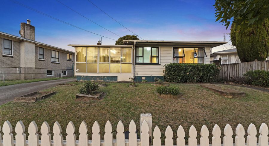  at 41 Clayton Avenue, Otara, Auckland
