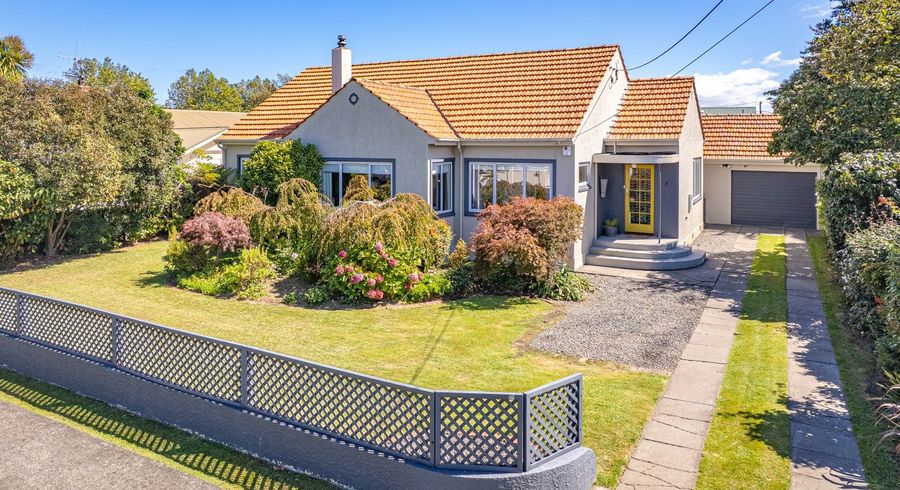  at 2 Tarata Street, Saint Johns Hill, Whanganui, Manawatu / Whanganui