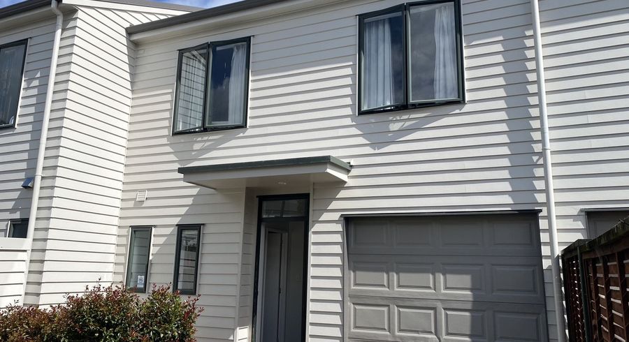  at 56/1 Ambrico Place, New Lynn, Waitakere City, Auckland