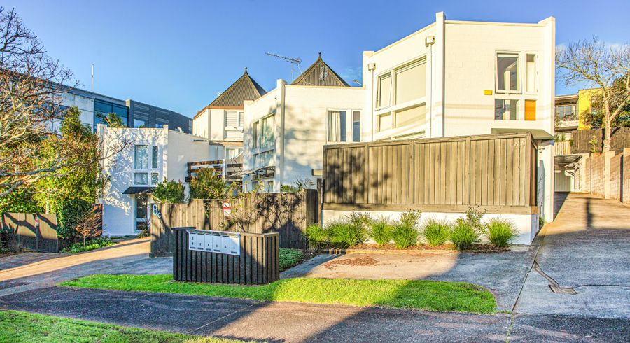 at 8F Glasgow Terrace, Grafton, Auckland