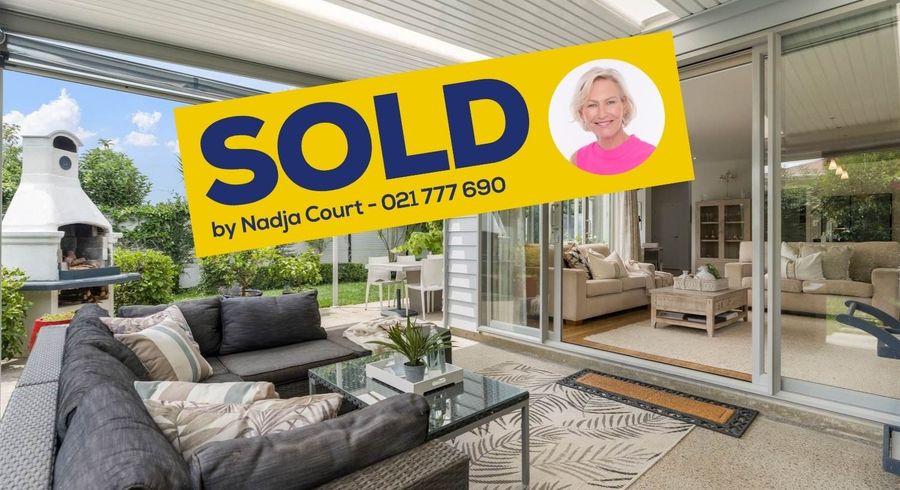  at 9a Sharon Road, Waiake, North Shore City, Auckland