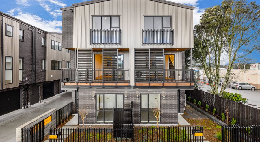  at 9A & 9B Huia Road, Point Chevalier, Auckland City, Auckland