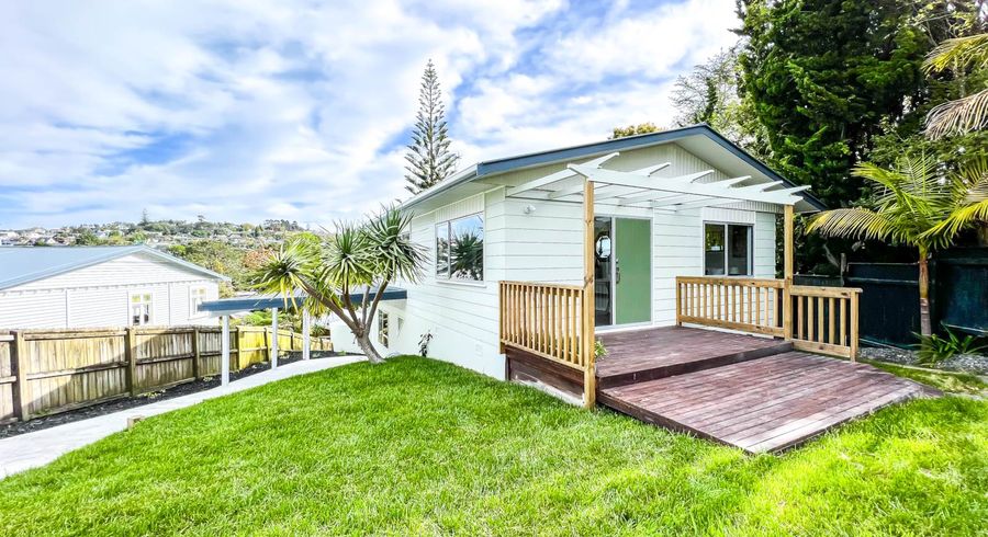  at 127 Brian Crescent, Stanmore Bay, Whangaparaoa