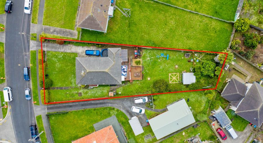  at 135 Leybourne Circle, Glen Innes, Auckland