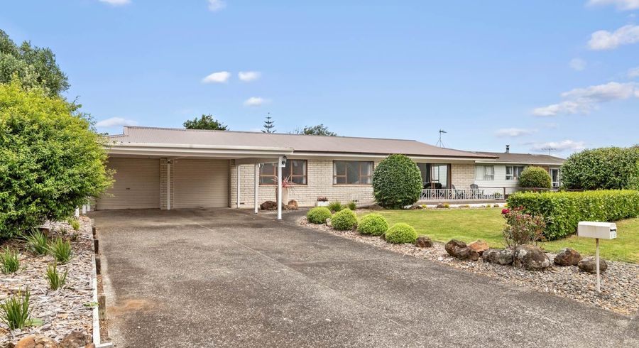  at 112 Racecourse Road, Waiuku, Waiuku