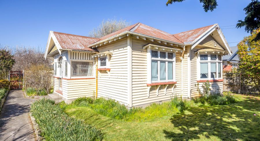  at 28 Gamblins Road, St. Martins, Christchurch City, Canterbury