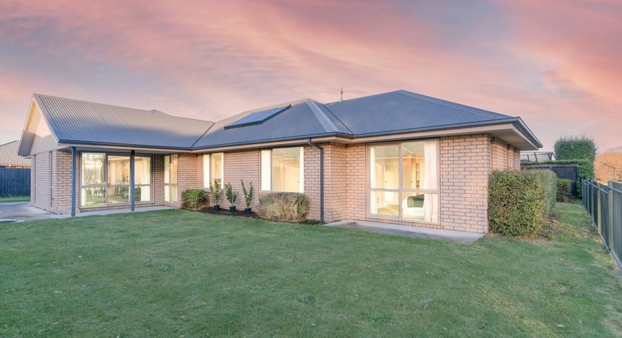  at 37 Somerville Cresent, Aidanfield, Christchurch City, Canterbury