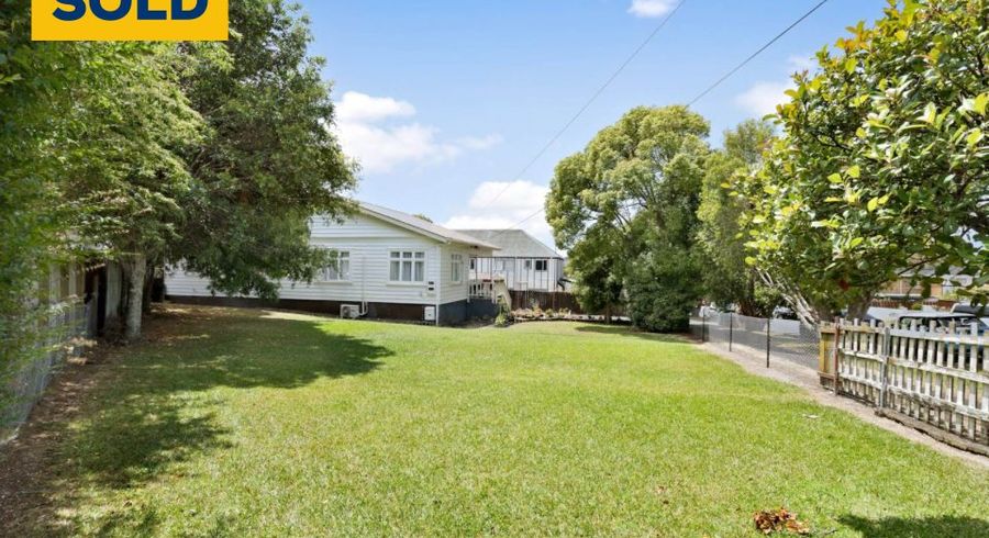  at 11 Miro Street, New Lynn, Waitakere City, Auckland