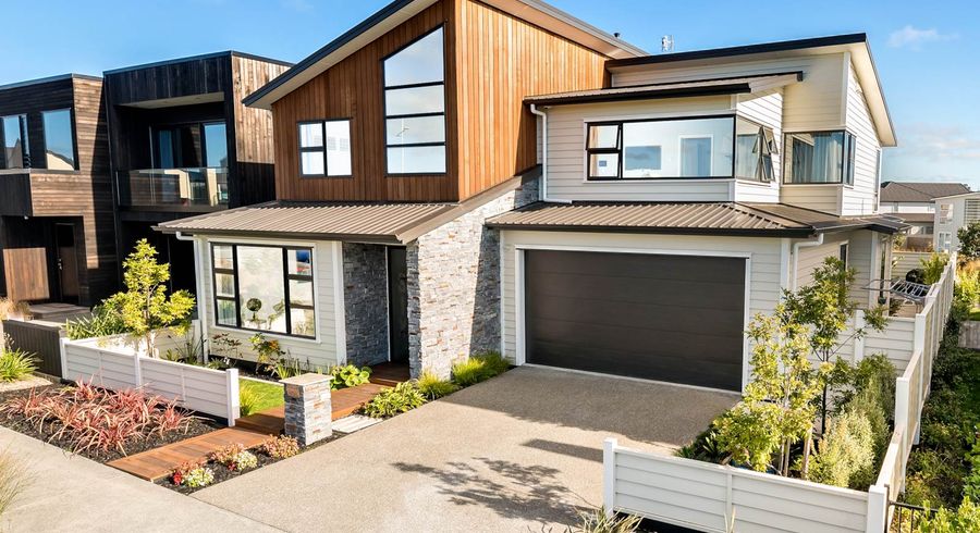  at 6 Islet Road, Long Bay, Auckland