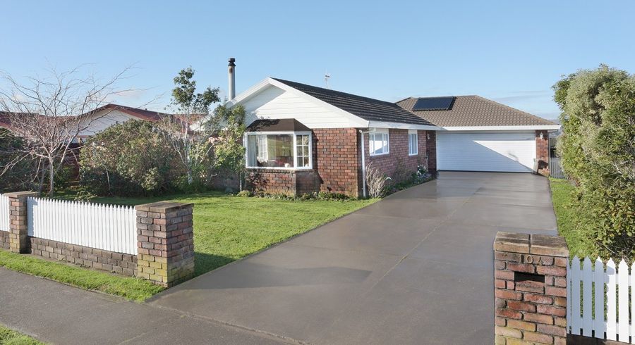  at 104 Kelvin Grove Road, Kelvin Grove, Palmerston North