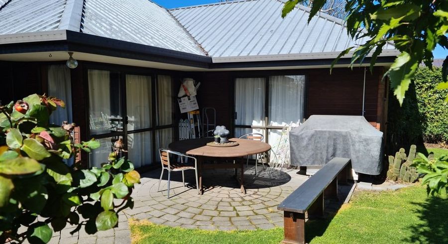  at 1/8 Nortons Road, Avonhead, Christchurch