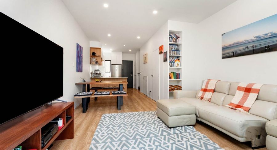  at 4/28 Vodanovich Road, Te Atatu South, Waitakere City, Auckland