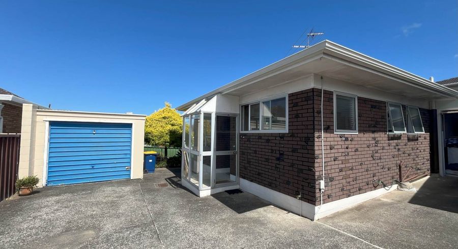  at 4/118 Titirangi Road, New Lynn, Auckland