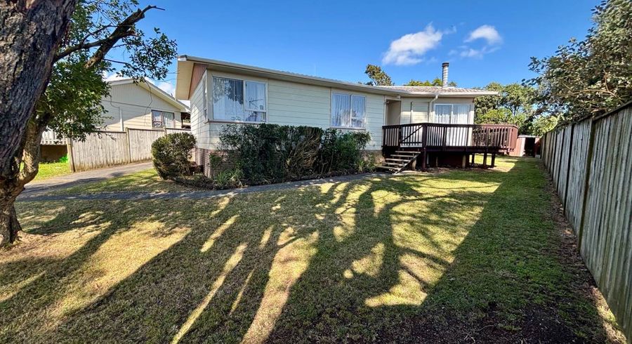  at 22 Medina Place, Half Moon Bay, Manukau City, Auckland