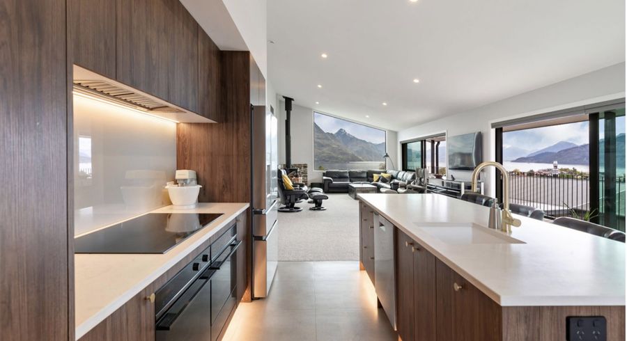  at 18 Poplar Drive, Kelvin Heights, Queenstown-Lakes, Otago