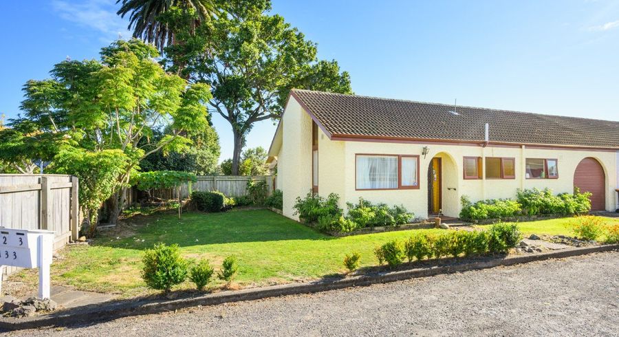  at 1/133 Cook Street, West End, Palmerston North, Manawatu / Whanganui