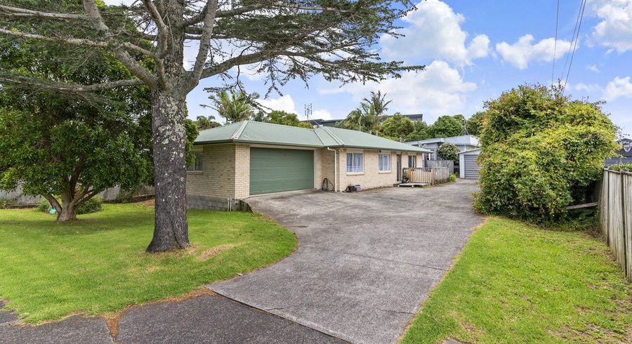  at 30 Bell Road, Beachlands, Manukau City, Auckland