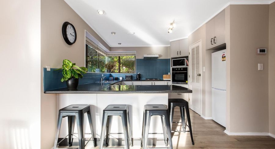  at 8 Eclipse Lane, Whitby, Porirua