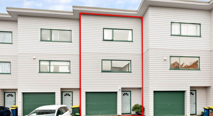  at 4/1 Briar Way, New Lynn, Waitakere City, Auckland