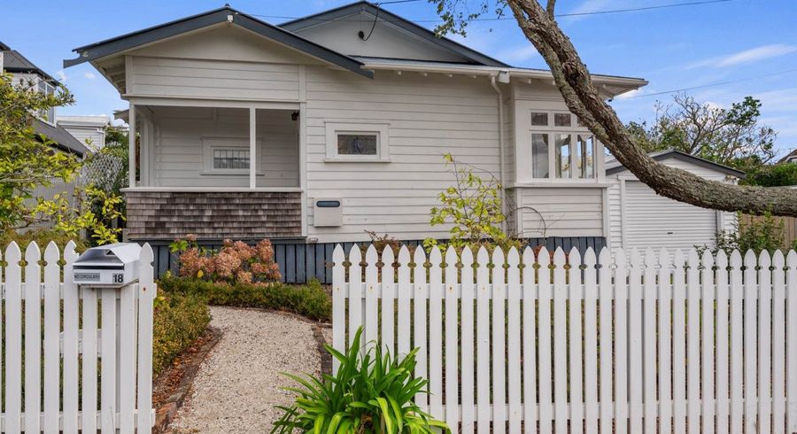  at 1/18 Church Street, Northcote Point, Auckland