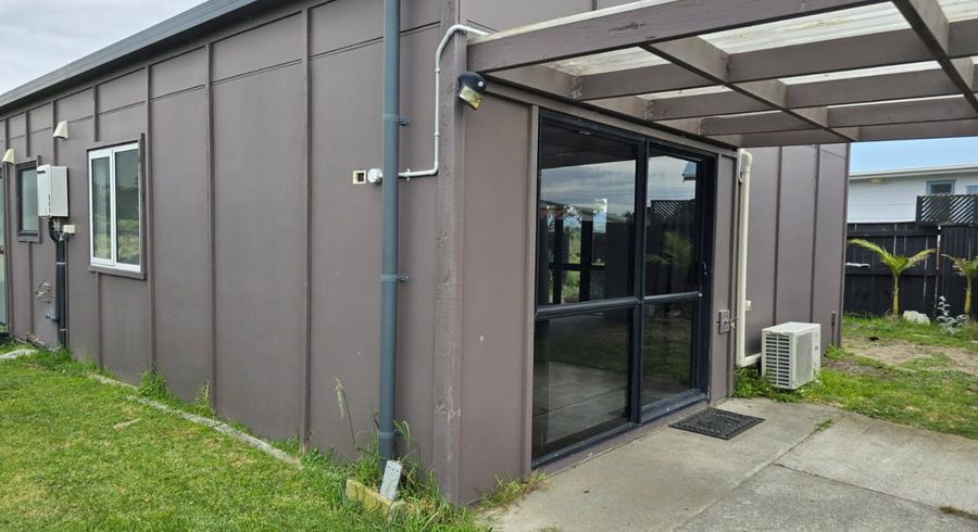  at 42A Rutherford Drive, Waikanae Beach, Kapiti Coast, Wellington