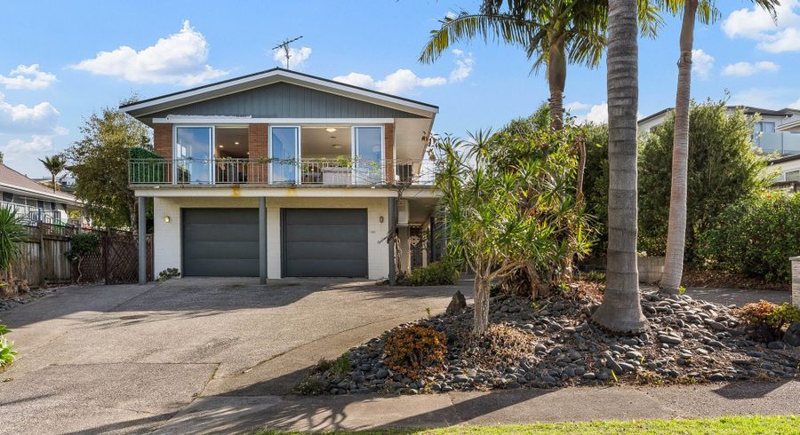  at 16 McCrystal Avenue, Bucklands Beach, Auckland