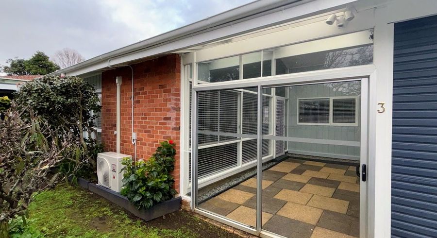  at 3/15 McIntyre Road, Mangere Bridge, Manukau City, Auckland