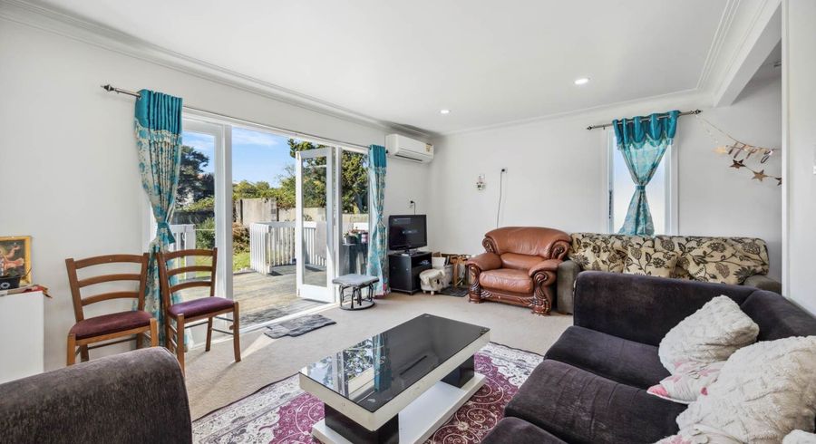  at 54 Glen Road, Ranui, Waitakere City, Auckland