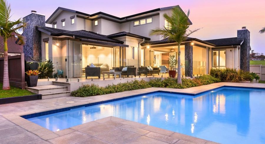  at 43 Manor Park, Sunnyhills, Auckland