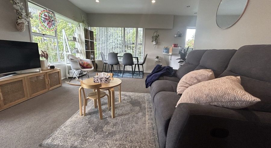  at 2/65 High Road, Glenfield, North Shore City, Auckland