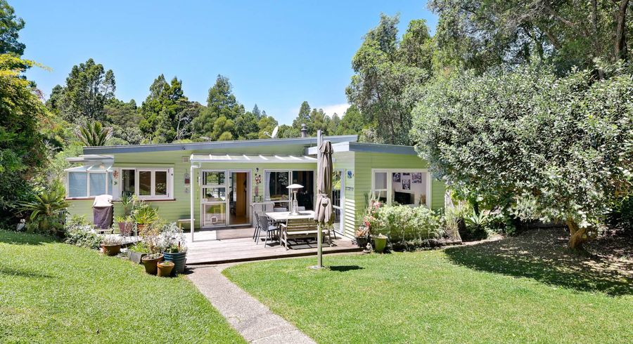  at 792 South Titirangi Road, Titirangi, Auckland