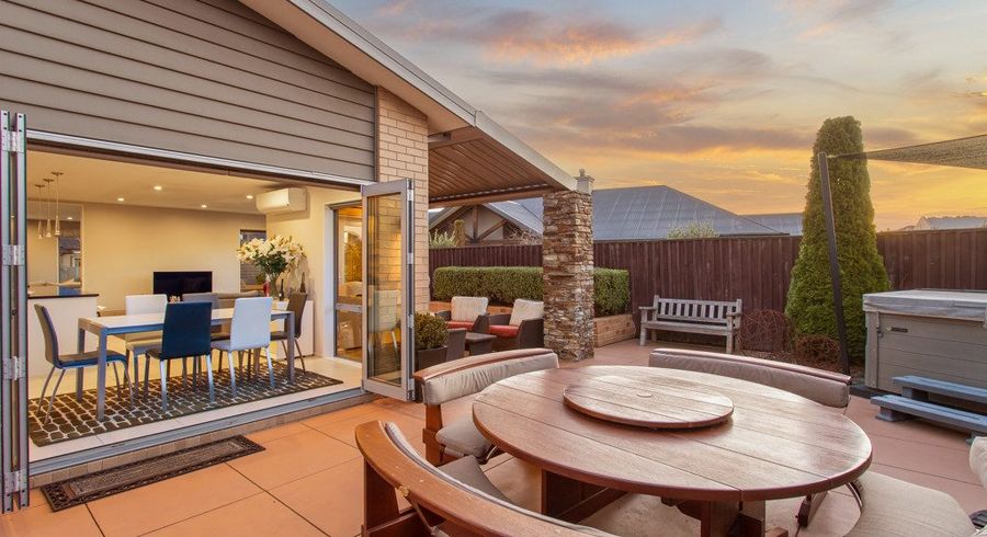  at 16 Glen Oaks Drive, Northwood, Christchurch