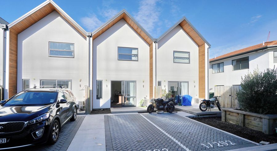  at 2/292 Hereford Street, City Centre, Christchurch City, Canterbury