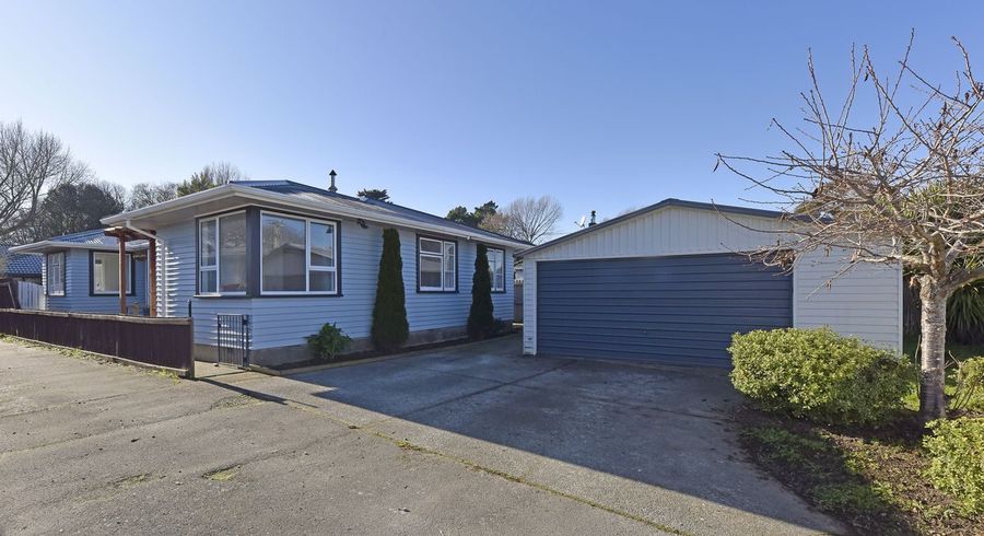  at 24 Woodbury Street, Avonhead, Christchurch City, Canterbury