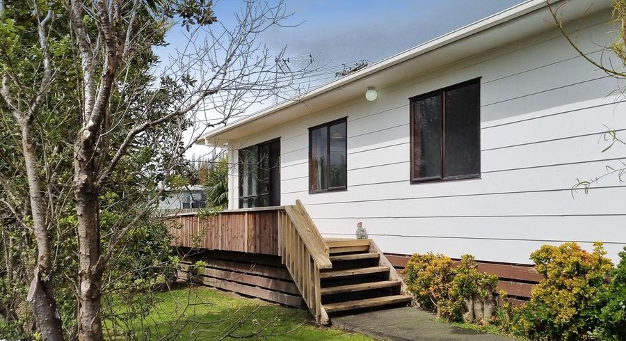  at 1/32 Parakai Avenue, Parakai, Helensville, Rodney, Auckland