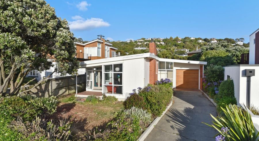  at 4 Cliffs Road, Saint Clair, Dunedin