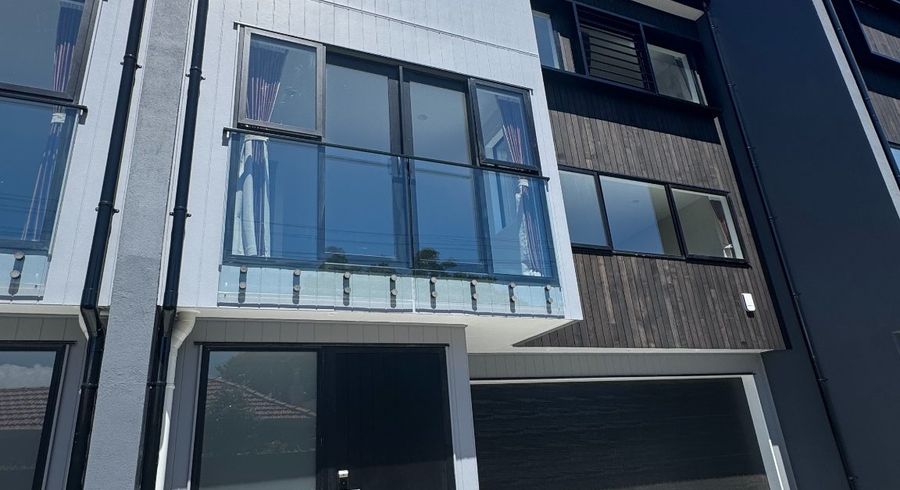  at 81B Wheturangi Road, Greenlane, Auckland City, Auckland