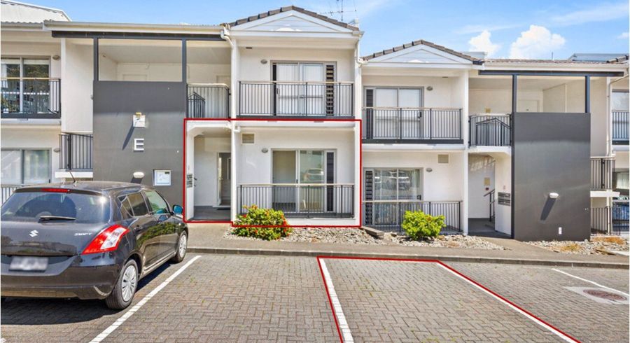  at E3/60 Masons Road, Albany, North Shore City, Auckland