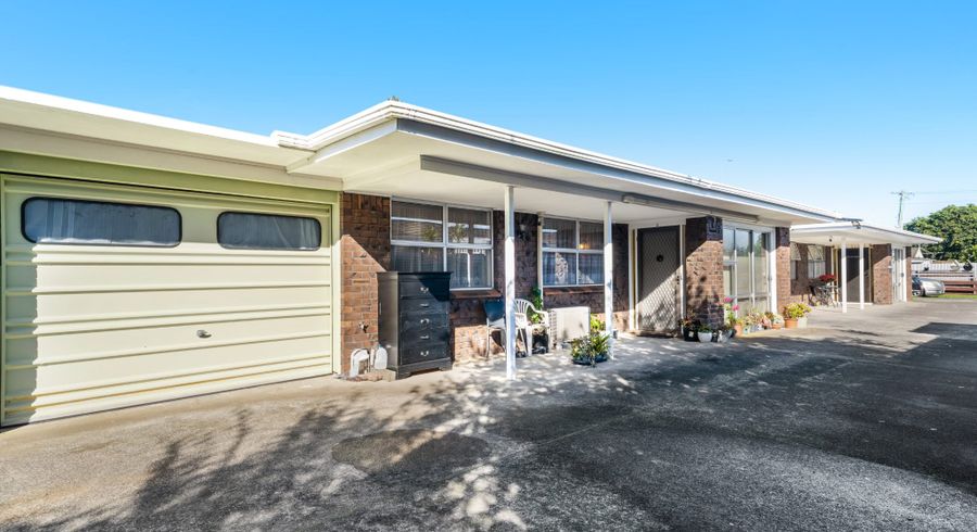  at 2/124 Carruth Road, Papatoetoe, Manukau City, Auckland