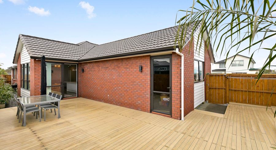  at 21 Maple Lane, Huapai, Kumeu