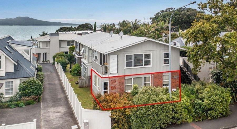  at 1/221 Hurstmere Road, Takapuna, Auckland