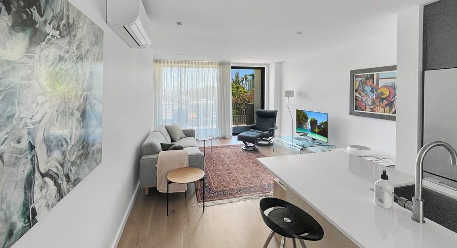  at 2/245 Kepa Road, Mission Bay, Auckland