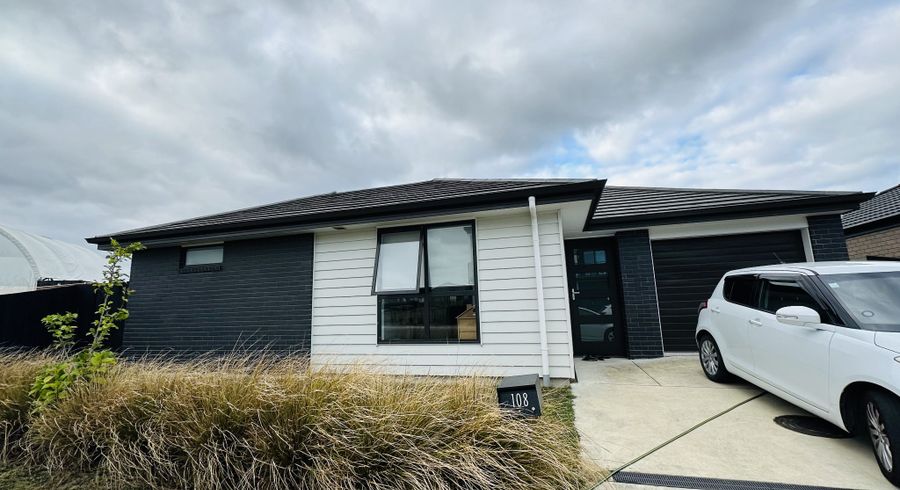 at 108 Pragma Rise, Huntington, Hamilton