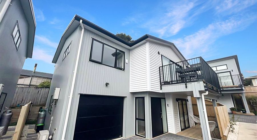  at 20A Pipitea Place, Massey, Waitakere City, Auckland