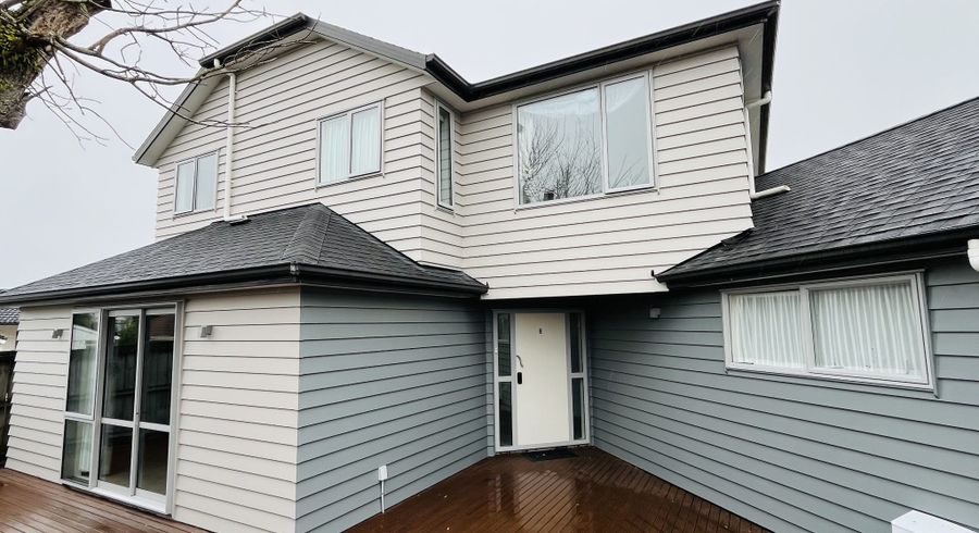  at 8 The Rosebowl, Sunnyhills, Manukau City, Auckland