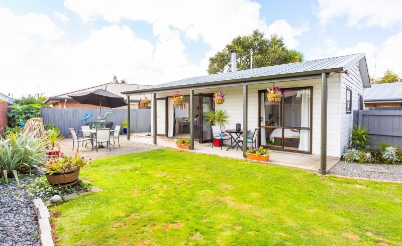  at 2/32 Torrens Road, Hillmorton, Christchurch