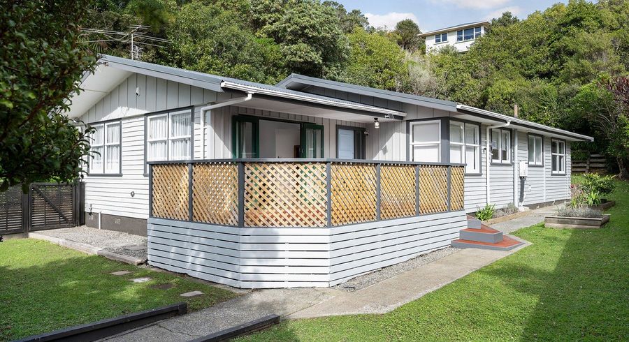  at 6 Jay Street, Paparangi, Wellington, Wellington